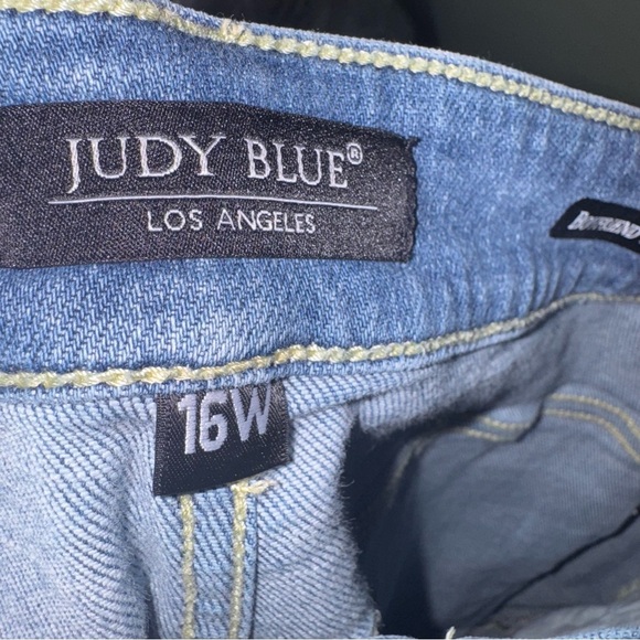 Judy Blue KENNA MID RISE‎ BLEACH WASHED CUFFED BOYFRIEND Size 16W - Picture 3 of 6